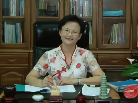 第二任校長